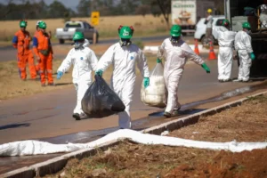 Simulado de vazamento interdita DF-180 na Ceilândia