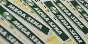 Mega-Sena acumula e vai a R$ 45 milhões