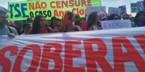 Ativistas protestam contra decisão de Mendonça sobre vídeo de Ana Clara